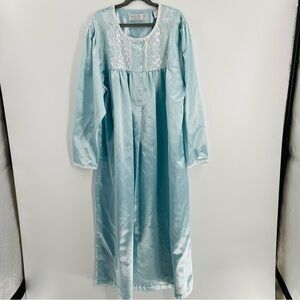 Erika Taylor Satin Look Cotton Lined 3/4 Sleeve Button Up Embroidered Nightgown